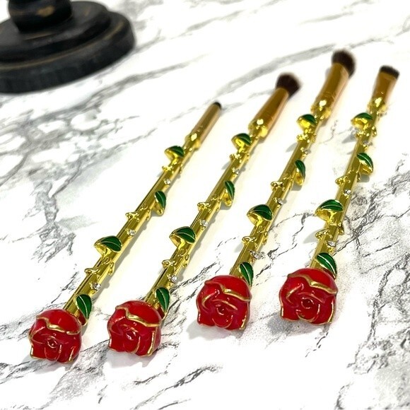 New- Rose Shape Makeup Brush Set - 4pcs Premium Cosmetic Brushes - Picture 4 of 8